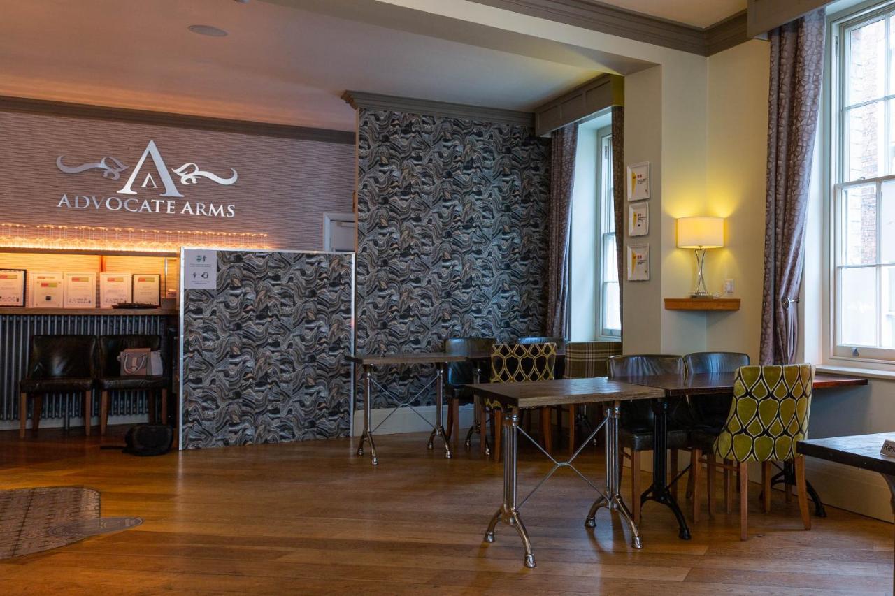 Advocate Arms Hotel Market Rasen Exterior photo